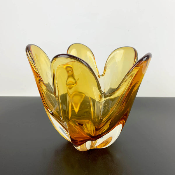 Japanese amber art glass handkerchief bowl centrepiece