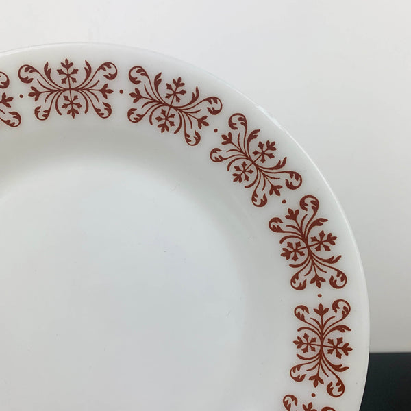 Anchor Hocking Filigree pattern dinner plates - Set of 2