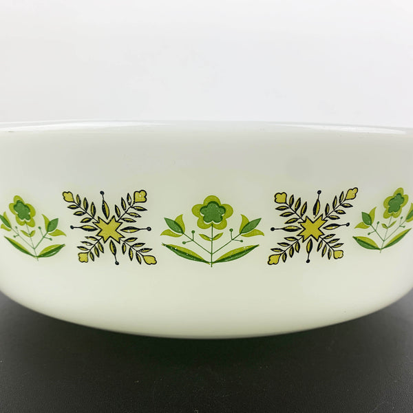 Anchor Hocking Fire King 'Meadow Green' round oven dish