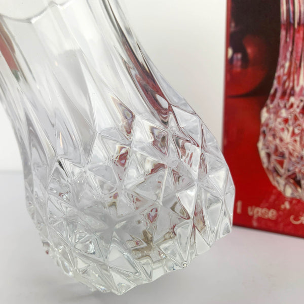 Cristal D'Arques 'Anemones' crystal vase detailed diamond base