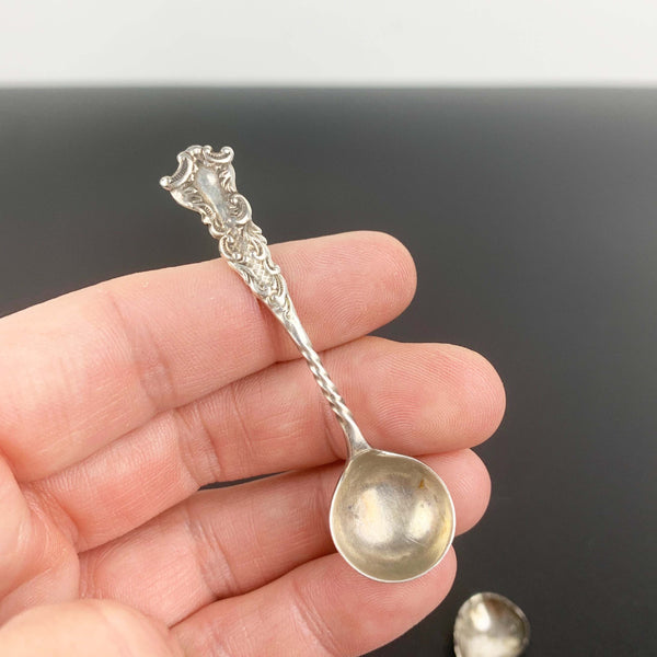 Antique sterling silver salt and condiment spoons - Set of 3