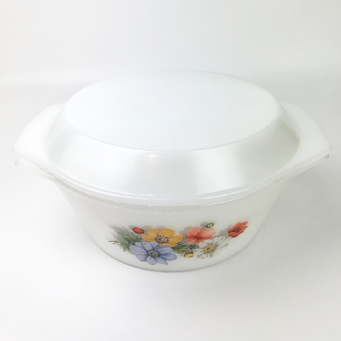 Arcopal France 'Anemone' Casserole Dish with Lid