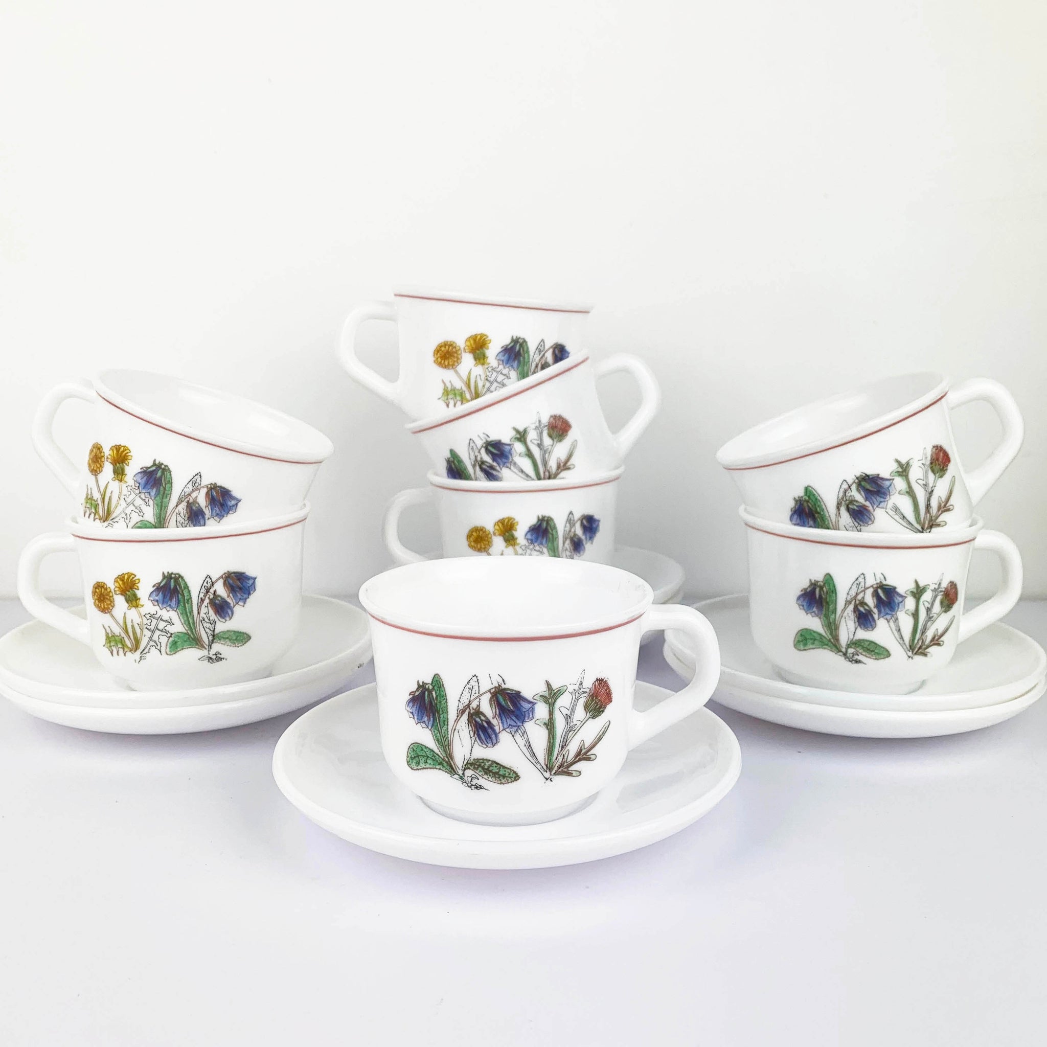 Arcopal 'Fleur D'ete' Coffee Cup and Saucer - Set of 8