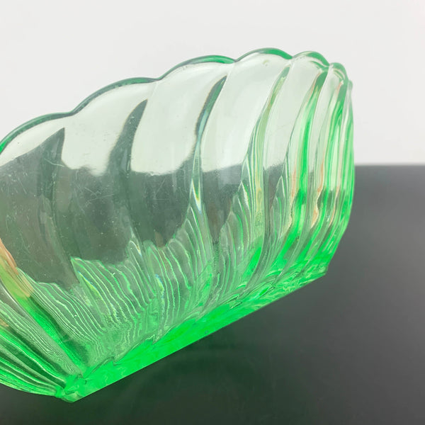 Bagley uranium glass 'Carnival Swirl' serving bowl