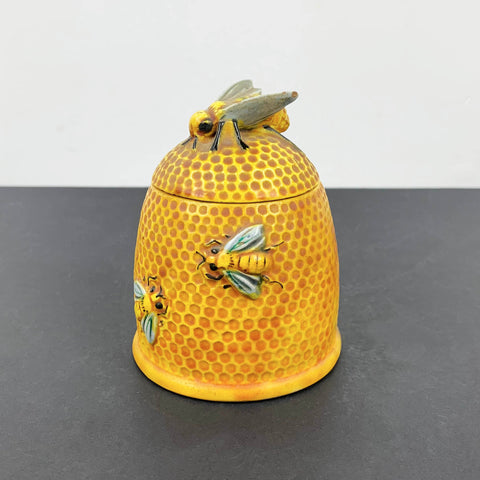 Ceramic beehive honey pot