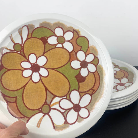 Bessemer melamine floral dinner plates - rare beige colourway