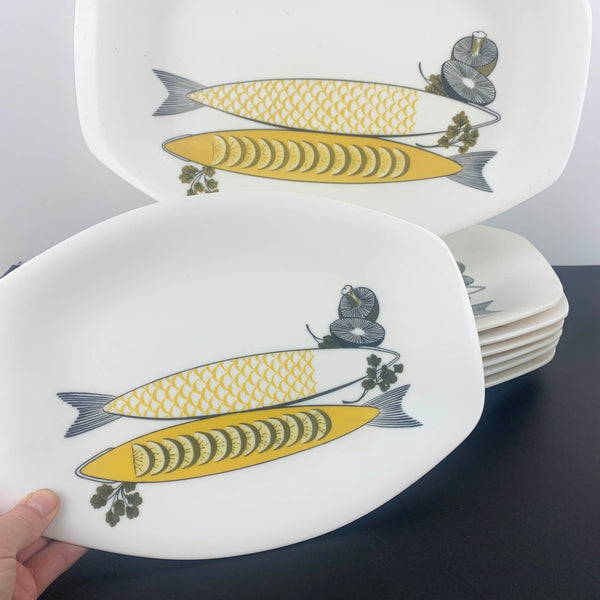 Bessemer fish design platter and plates