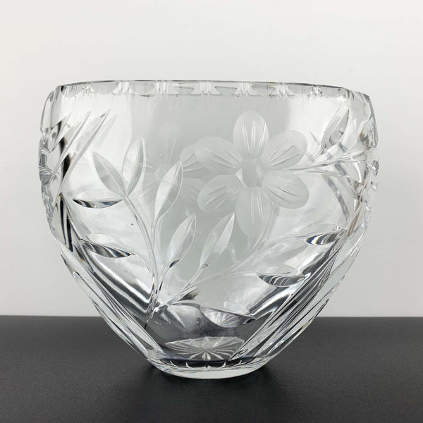 Crystal Daisy and Leaf intricately cut and etched oval shaped vase