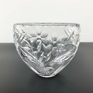 Crystal Daisy and Leaf intricately cut and etched oval shaped vase