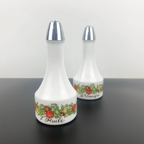 Corningware Spice O' Life oil and vinegar pourer set