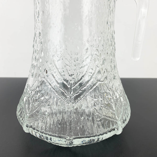 Lasisepat Mantsala (Finland) Cow Parsley pattern glass pitcher