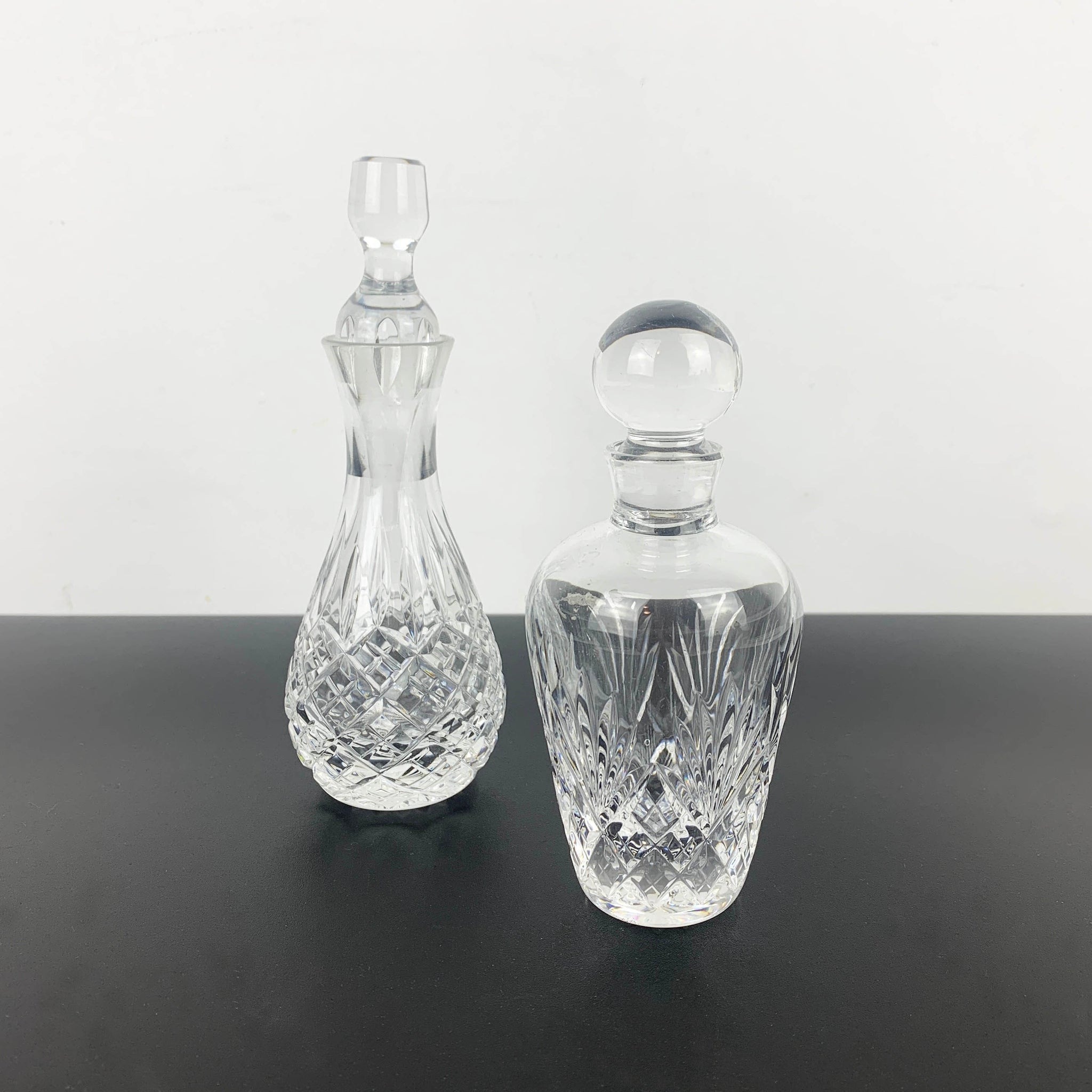 Elegant cut crystal perfume bottles - Set of 2