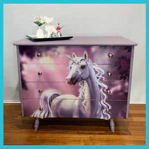 Unicorn chest of drawers