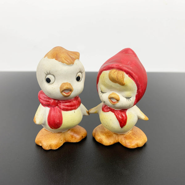 Vintage kitsch baby chicken figurines - Set of 2