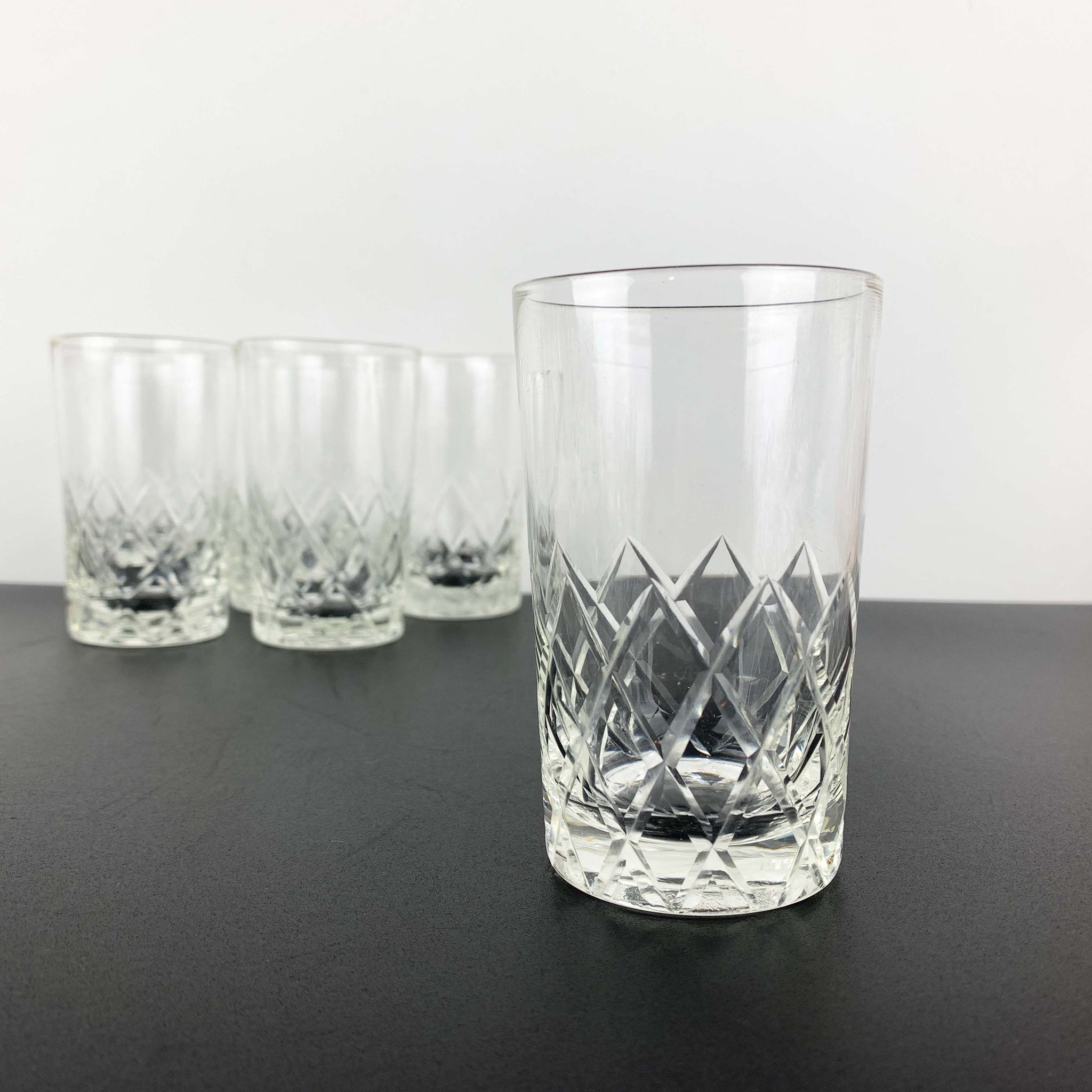 Diamond cut crystal water glass - Set of 6