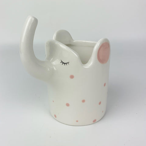 Ceramic elephant pen holder