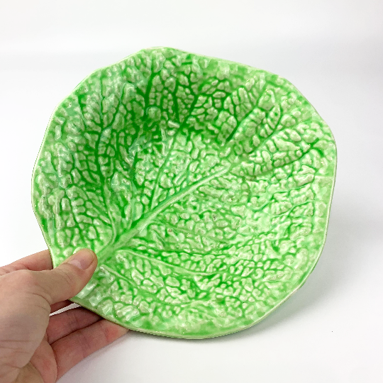 English Majolica cabbage leaf bowl