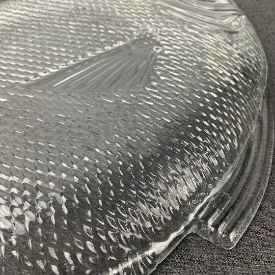 Large Fish Shaped Baking Plate with scale detail