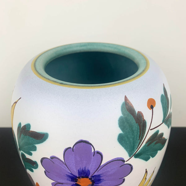 Flora Gouda 'Viola' hand painted vase