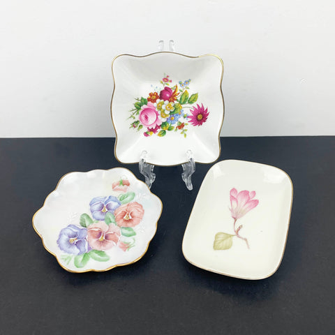 Set of 3 floral trinket dishes