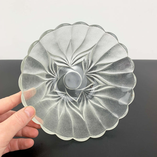 Small flower shape frosted serving bowl