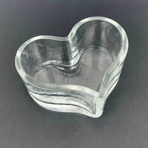 Heart shape glass candy bowl