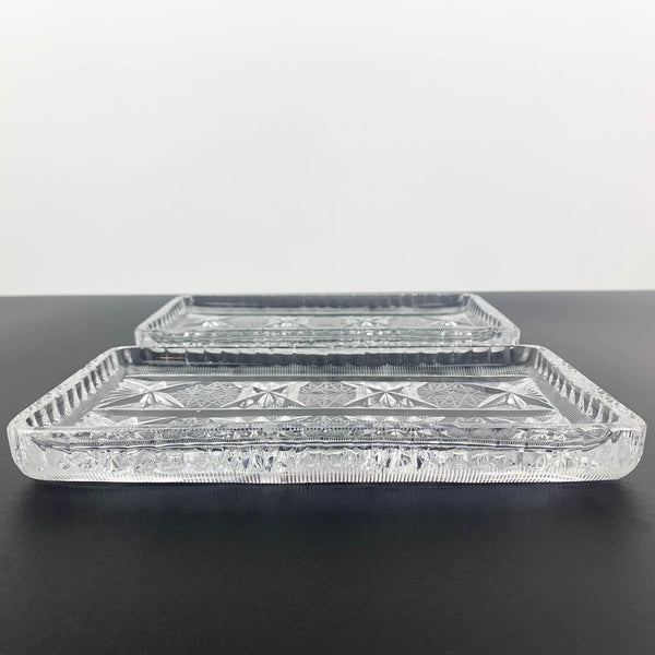 Decorative European crystal trays with star pattern - Set of 2