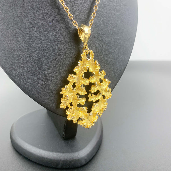 Crown Trifari large gold leaf pendant necklace