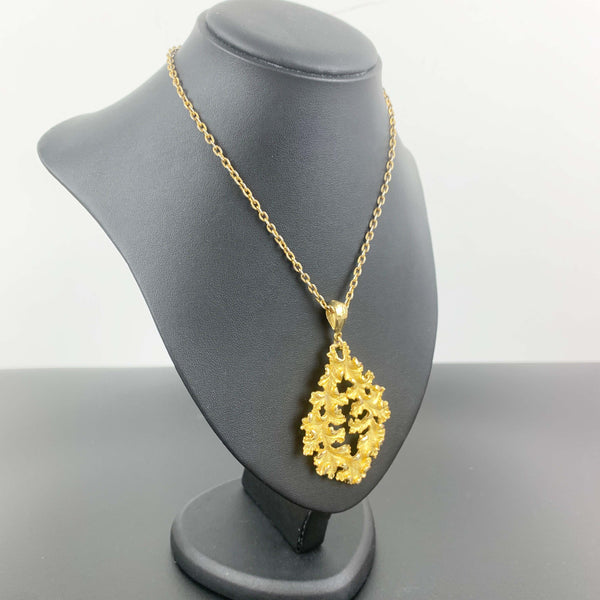 Crown Trifari large gold leaf pendant necklace