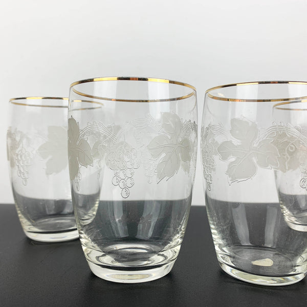 Bohemia grapevine etched mid century glass with gold rim - Set of 4