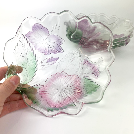 Pretty glass hibiscus bowls