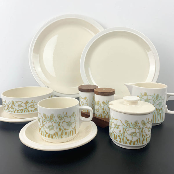 Hornsea Pottery 'Fleur' dinnerware - various pieces