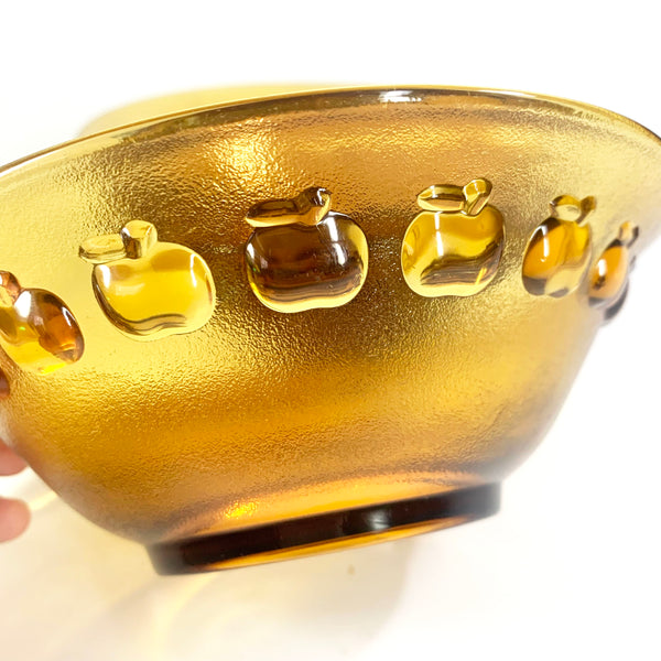 Amber glass apple rim detail view