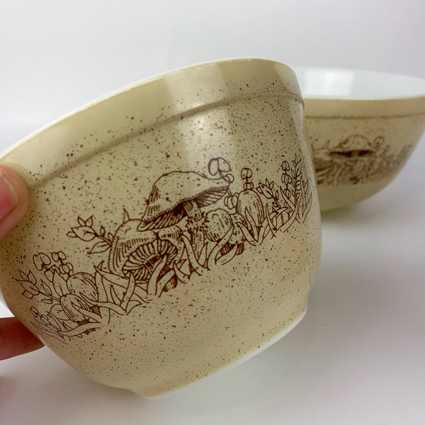 Rare Pyrex 'Forest Fancies' design pattern up close