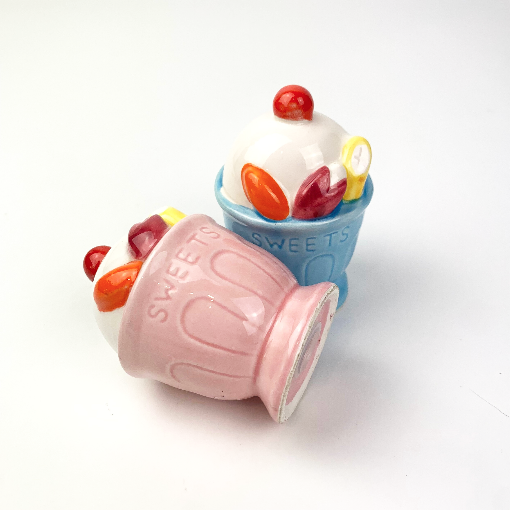 Ice cream salt and pepper shakers