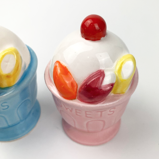 Ice cream bowl salt and pepper shakers with cherry on top