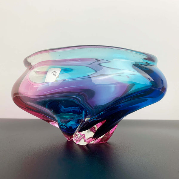 Iwatsu Japan blue and pink ombre art glass centrepiece bowl