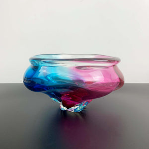 Iwatsu Japan blue and pink ombre art glass centrepiece bowl