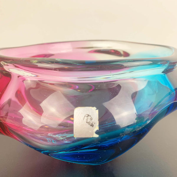 Iwatsu Japan blue and pink ombre art glass centrepiece bowl