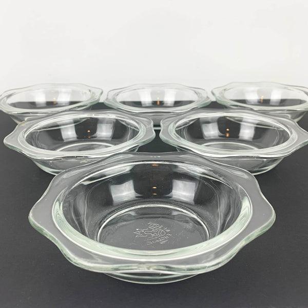 Pyrex England rare pie plate set