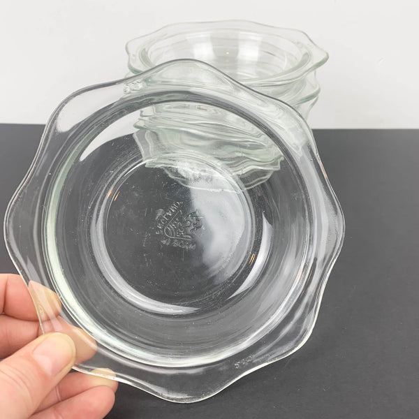 Wavy edge individual pie dish