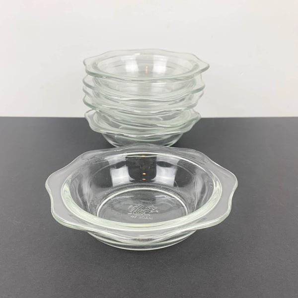 Set of 6 Pyrex pie dishes 1960's