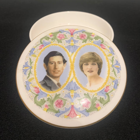 Princess Di Royal Wedding memorial trinket dish with Lid 1981, by Coalport England.