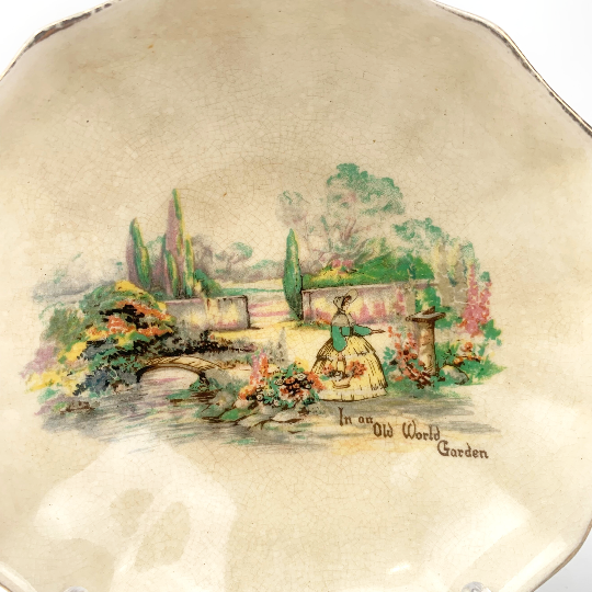 In an Old World Garden picture bowl