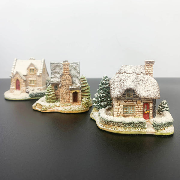 Lilliput Lane Christmas Cottage Collection - Set of 3