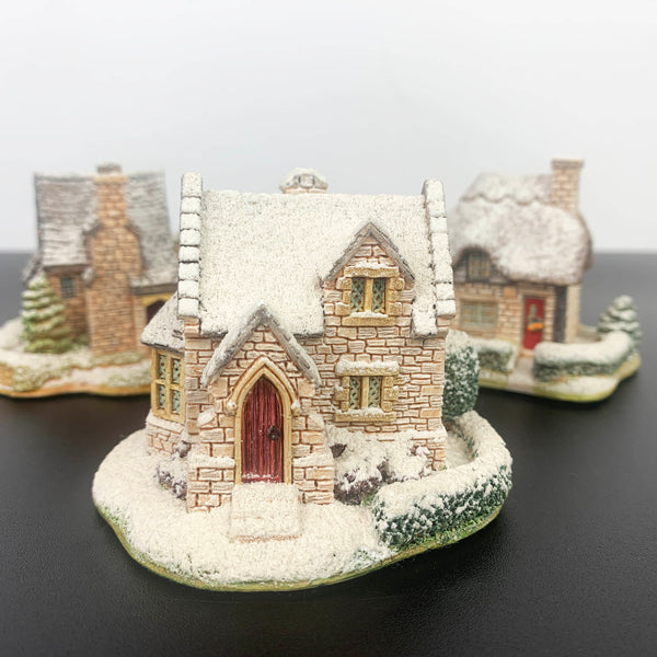 Lilliput Lane Christmas Cottage Collection - Set of 3