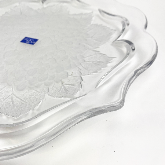 Large Mikasa platter with wave edge