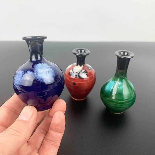 Miniature pottery vase collection - Set of 3