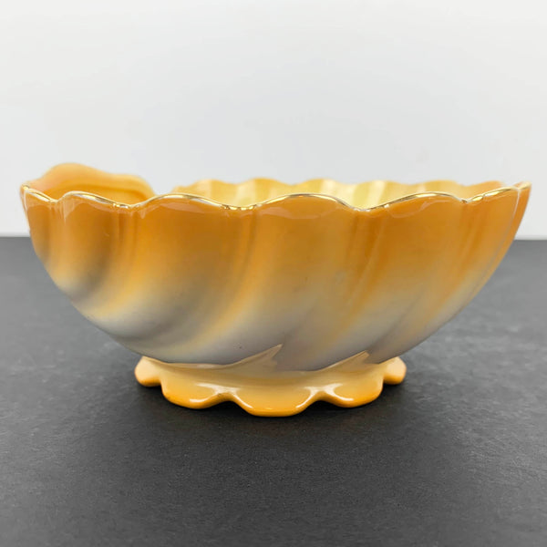 Noritake 1930s Banksia bowl side view with scalloped edge