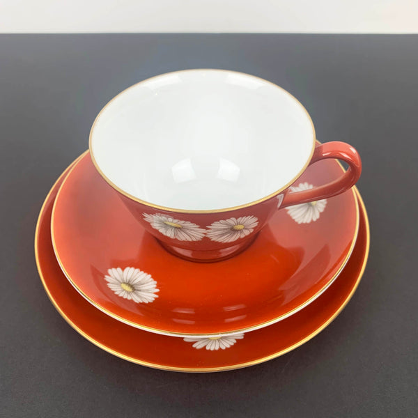 Noritake 1950's red coffee or tea trio with white daisy pattern